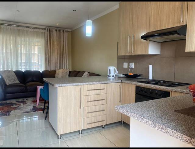 2 BEDROOM PROPERTY TO RENT IN NOORDWYK